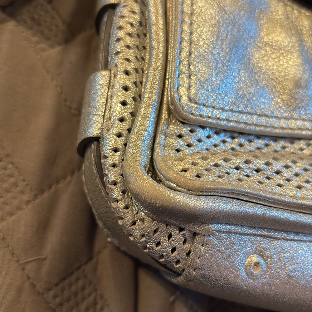 Aimee Kestenberg road trip crossbody - Picture 11 of 12